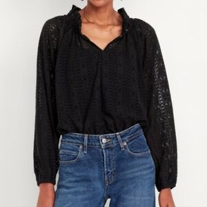 Old Navy Split-neck Lace Top Black L